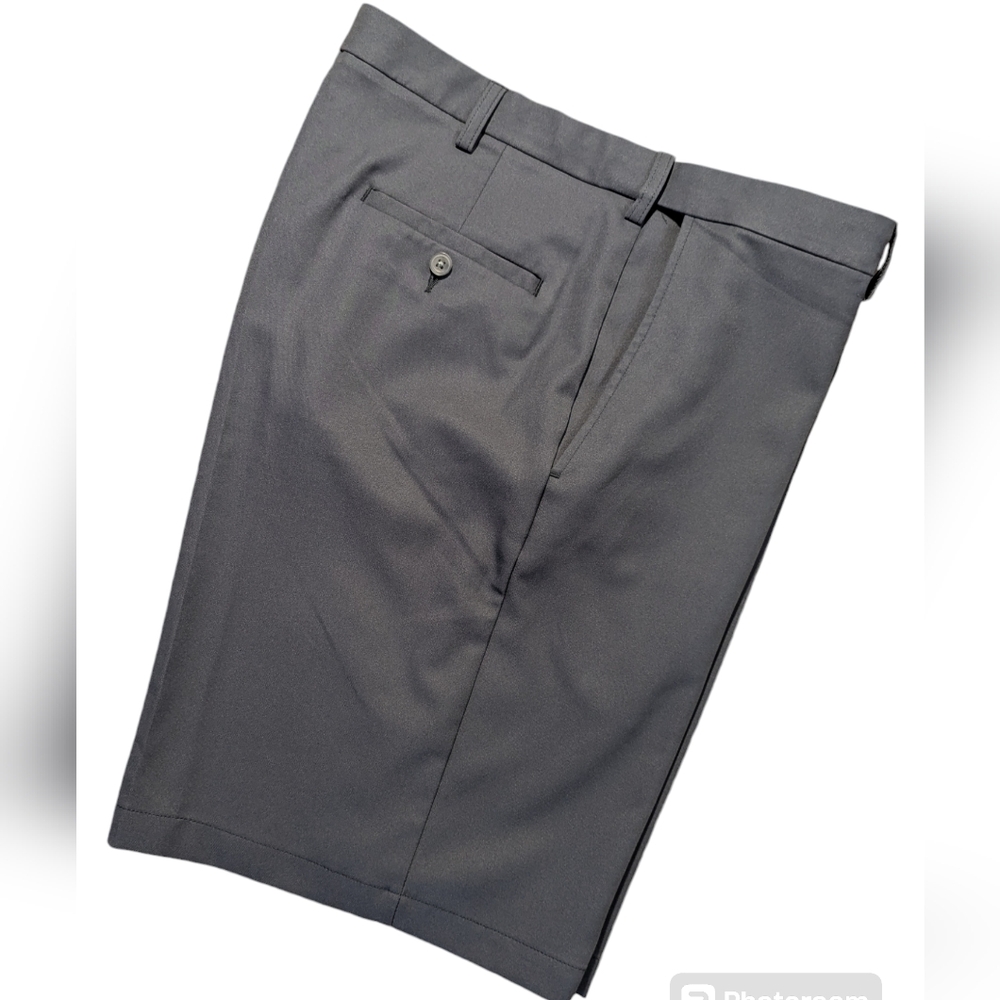 Haggar COOL 18 PRO FLAT FRONT Gray Comfort Waist Golf Sports 9" Shorts Size 38 - Picture 3 of 5